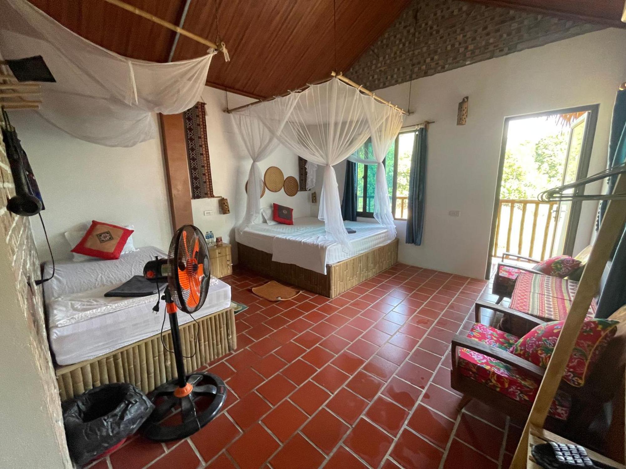 Vu Linh Palm House Homestay - Bungalow Yen Bai Extérieur photo