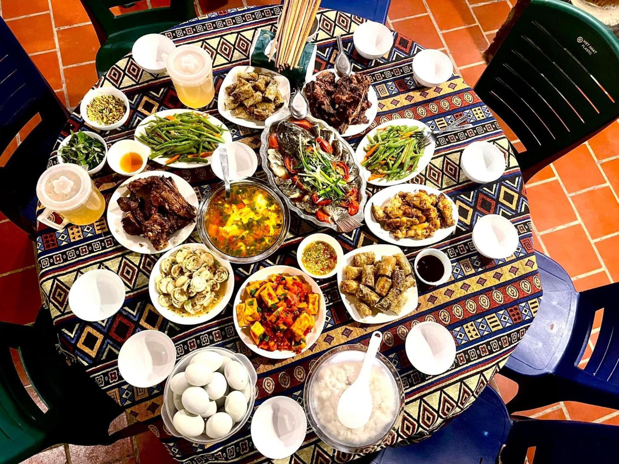 Vu Linh Palm House Homestay - Bungalow Yen Bai Extérieur photo